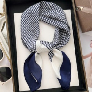 고급 체크 실크 봄가을 멀티 쁘띠 스카프