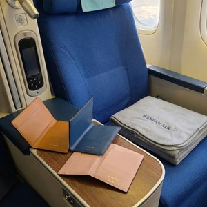 조은킹 율이에 여권지갑 블랙,브라운,그레이 소가죽