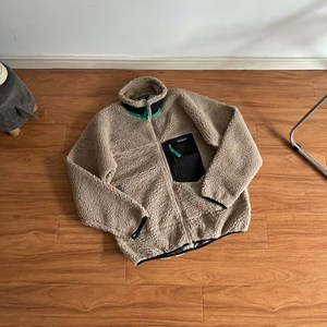 고급 아웃도어 양털 플리스 자켓 다양한 스타일 겨울 스포츠 보온 필수템