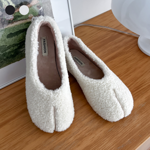 페조 여성 플랫슈즈 겨울 기모 단화 타비 말발굽 PZSL-KA-K0062